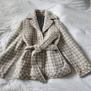Sigrid Olsen Cream and Taupe Houndstooth Tie-Waist Jacket
